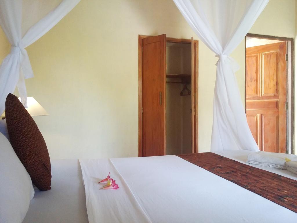 Molleh Guest House Pemuteran Exteriör bild