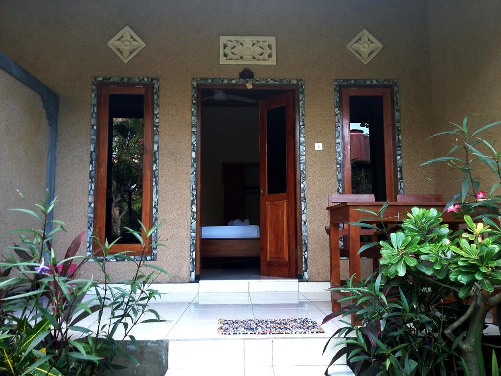 Molleh Guest House Pemuteran Exteriör bild